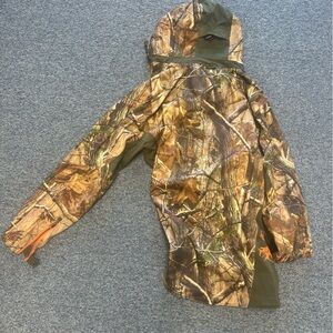 Under Armour scent control light weight jacket